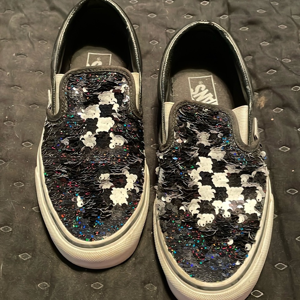 Fun sequenced Vans